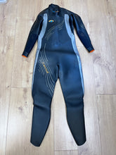 Load image into Gallery viewer, Pre Loved Blueseventy Reaction Triathlon Womens Wetsuit XLA (558) - Grade B