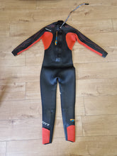 Load image into Gallery viewer, Pre Loved Blueseventy Sprint Triathlon Wetsuit Mens MT (816) - Grade C