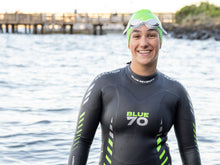 Load image into Gallery viewer, Blueseventy Reaction Triathlon Wetsuit Womens - Tri Wetsuit Hire