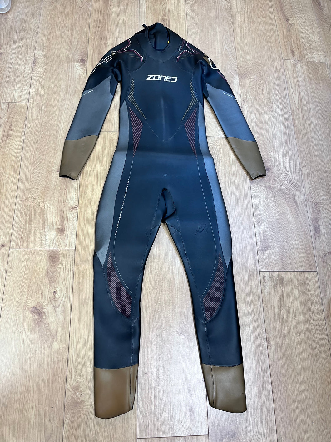 Pre Loved Zone 3 Thermal Aspire Mens Wetsuit M (653) - Grade A