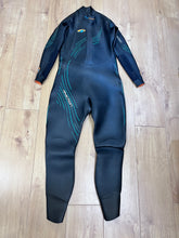 Load image into Gallery viewer, Pre Loved Blueseventy Reaction Triathlon Womens Wetsuit Size XLA (259) - Grade B