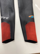 Load image into Gallery viewer, Pre Loved Blueseventy Sprint Triathlon Wetsuit Mens SMT (1067) - Grade C