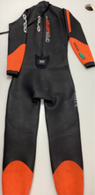 Load image into Gallery viewer, Pre loved Mens Orca Open Water SW Smart Wetsuit size 8 (1245) - Grade C