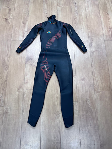 Pre Loved Blueseventy Fusion Triathlon Wetsuit Men's SM (787) - Grade A