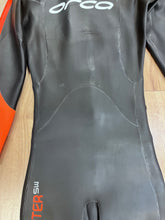 Load image into Gallery viewer, Pre loved Mens Orca Open Water Smart Wetsuit size MT (1044) - Grade B