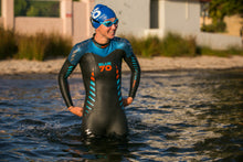 Load image into Gallery viewer, Blueseventy Helix Triathlon Wetsuit Womens - Tri Wetsuit Hire