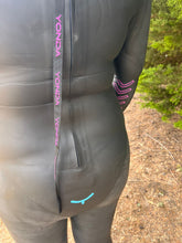 Load image into Gallery viewer, Yonda Spectre Wetsuit Womens - Tri Wetsuit Hire