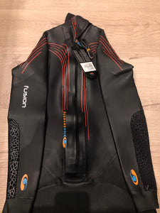 Blueseventy Fusion Triathlon Wetsuit Mens EX HIRE (Small Medium)