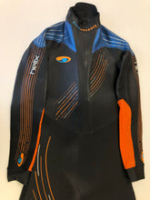 Load image into Gallery viewer, Pre Loved Blueseventy Helix Triathlon Mens Wetsuit SMT (779) - Grade C